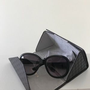 GUCCI Oversized Sunglasses in Black GG 3712/s